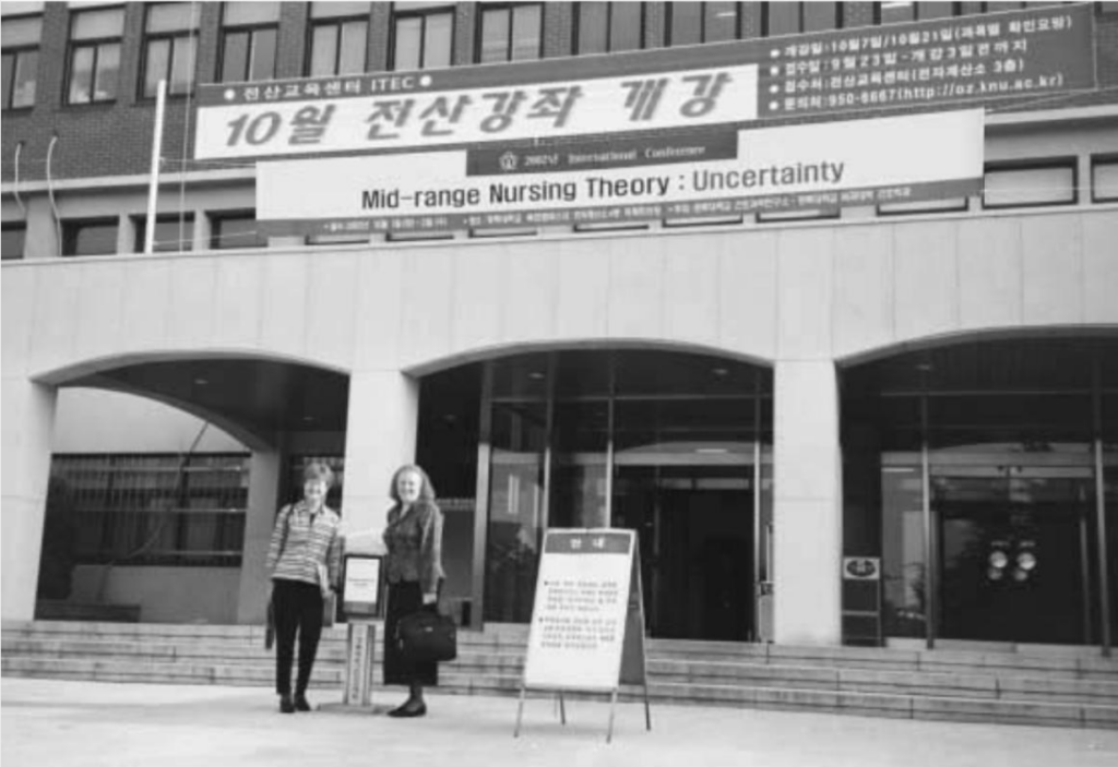 Dr. Merle Mishel and PhD student Janet
Stewart gave several presentations on managing uncertainty while visiting South Korea last spring.